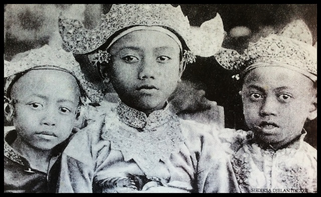 Bali family