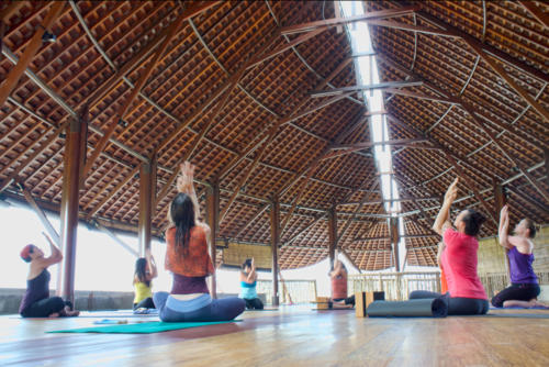 Bali-retreat-yoga-class